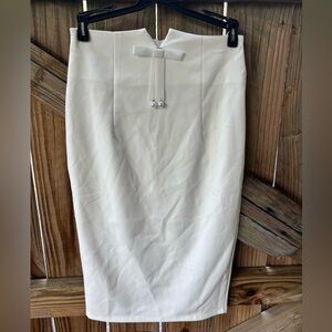 New Yi Jie Fashion Ivory Pencil Skirt Size M